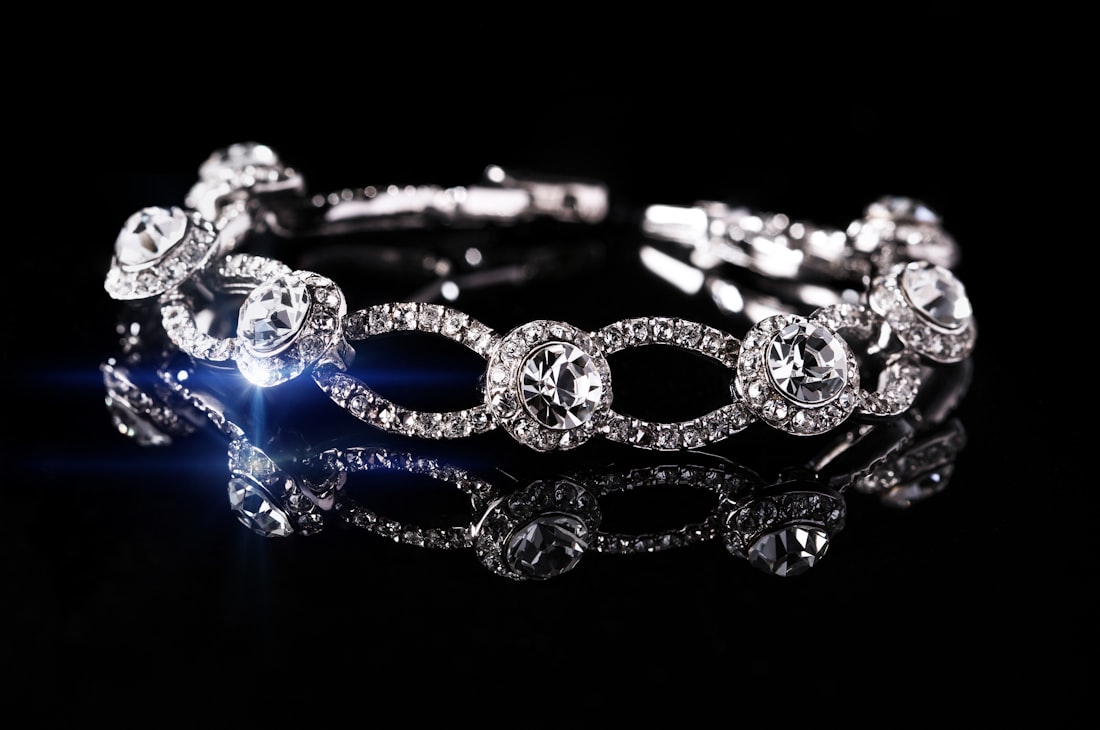 Bracelet serti de diamants — Morel & Fils
