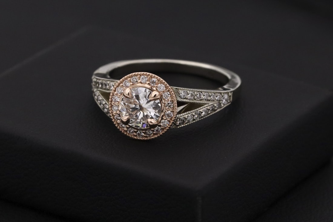 Bague diamant en or rose — haute joaillerie Morel & Fils